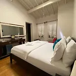 Nisi (adults Only) 4*