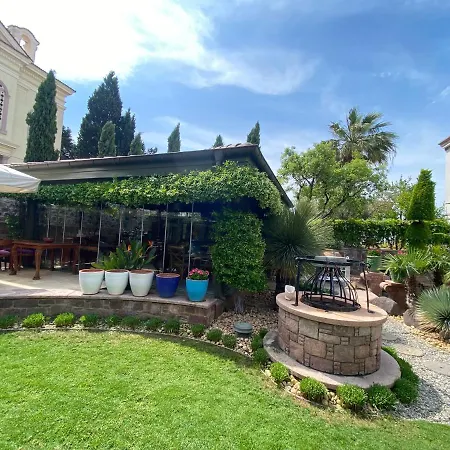 Nisi (adults Only) 4*